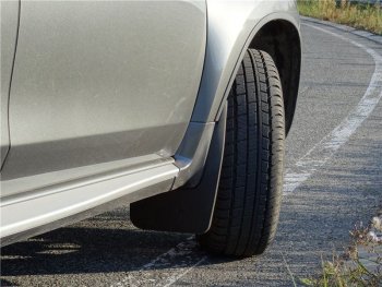 1 809 р. Брызговики Duster-Guard ПЕРЕДНИЕ широкие (2 шт.) RENAULT Duster 2012-2020  Renault Duster HS рестайлинг (2015-2021) (Передние)  с доставкой в г. Керчь. Увеличить фотографию 2