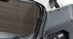 3 149 р. Накладка на внутреннюю часть 5-ой двери Kart RS т Renault Duster HS дорестайлинг (2010-2015) (Дорестайлинг)  с доставкой в г. Керчь. Увеличить фотографию 2