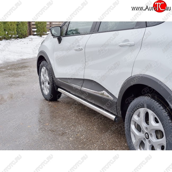 18 799 р. Защита порогов из круглой трубы диаметром 63 мм SLITKOFF v2  Renault Kaptur (2016-2025) дорестайлинг, рестайлинг  с доставкой в г. Керчь