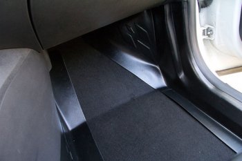 3 599 р. Накладки на ковролин АртФорм Renault Kaptur дорестайлинг (2016-2020) (Передние)  с доставкой в г. Керчь. Увеличить фотографию 2