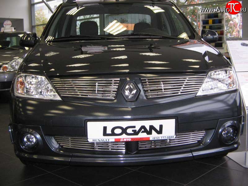 4 599 р. Декоративная вставка решетки радиатора Berkut Renault Logan 1 дорестайлинг (2004-2010)  с доставкой в г. Керчь