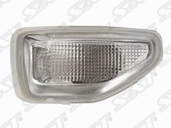 Правый указатель поворота в крыло SAT Renault Logan 2 дорестайлинг (2014-2018)