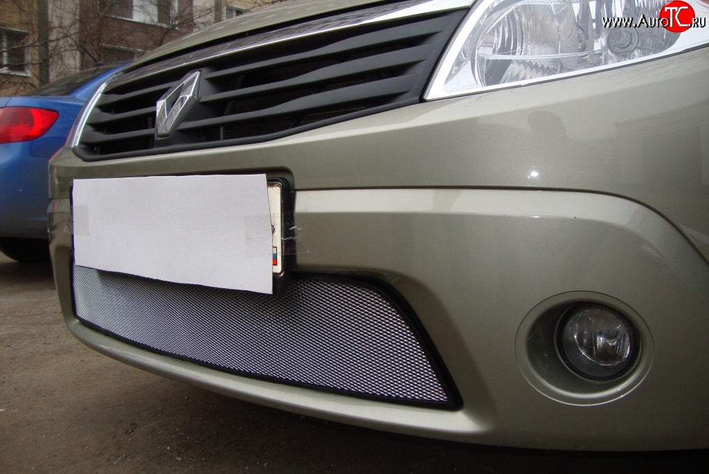 1 539 р. Сетка на бампер Russtal (хром) Renault Sandero (BS) (2009-2014)  с доставкой в г. Керчь