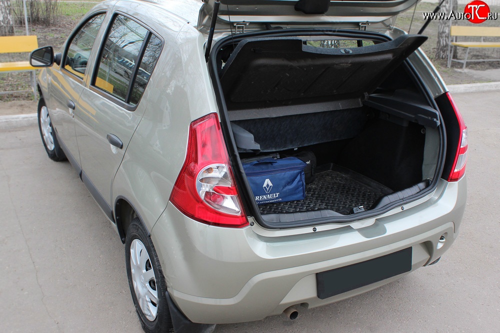 1 789 р. Пластиковый порожек в багажник автомобиля RA  Renault Sandero  (BS) (2009-2014) (Stepway)  с доставкой в г. Керчь