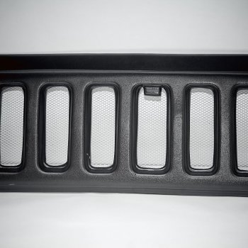 1 239 р. Решетка радиатора Jeep Cherokee (с сеткой) Автодемик Лада нива 4х4 2121 3 дв. 1-ый рестайлинг (2019-2021)  с доставкой в г. Керчь. Увеличить фотографию 2