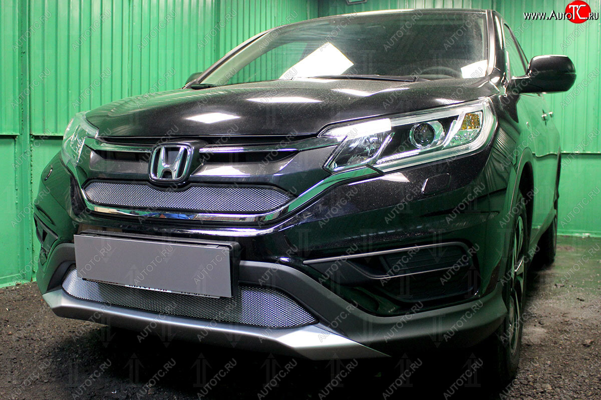 3 079 р.           Защита радиатора Honda CR-V IV 2015-2017 2.0 chrome низ Honda CR-V RM1,RM3,RM4 рестайлинг (2014-2018) (хром)  с доставкой в г. Керчь