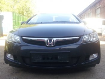 Защитная сетка радиатора в бампер (ячейка 3х7 мм) Стрелка11 Стандарт Honda Civic  FD (2005-2008) седан дорестайлинг (черная)