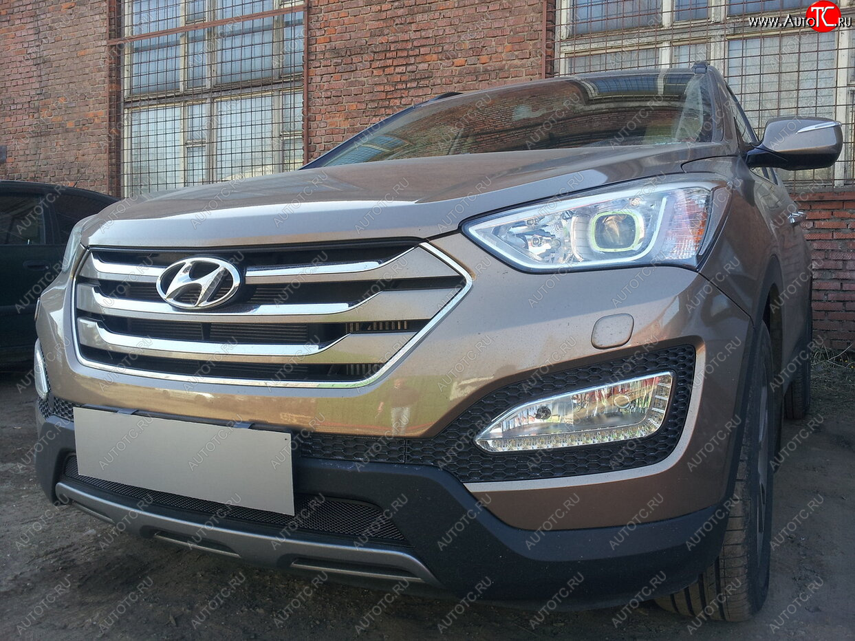 2 899 р.           Защита радиатора Hyundai Santa Fe 2012-2015 black Hyundai Santa Fe DM дорестайлинг (2012-2016) (черная)  с доставкой в г. Керчь