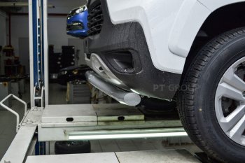 6 199 р. Защита переднего бампера (волна, Ø63) Petroil Tuning  Лада Нива Трэвел (2021-2025) (212300-80) (сталь в цвет серебристый (Искра))  с доставкой в г. Керчь. Увеличить фотографию 3