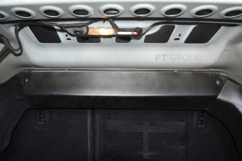 1 019 р. Накладка на перегородку багажника Petroil Tuning Лада Веста Кросс 2181 универсал дорестайлинг (2017-2023)  с доставкой в г. Керчь. Увеличить фотографию 2