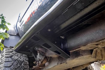 46 869 р. Защита порогов с подножкой РИФ  Toyota Hilux  N80, N90, N100, N110 (1988-1998) дорестайлинг, 1-ый рестайлинг, 2-ой рестайлинг  с доставкой в г. Керчь. Увеличить фотографию 10