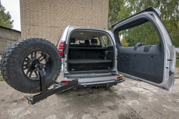 89 079 р. Бампер силовой задний РИФ Toyota Land Cruiser Prado J150 2-ой рестайлинг (2017-2020) (С квадратом под фаркоп, калиткой и подсветкой номера)  с доставкой в г. Керчь. Увеличить фотографию 9