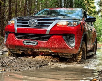 24 999 р. Площадка под лебёдку РИФ (в штатный бампер) Toyota Fortuner AN160 дорестайлинг (2015-2020)  с доставкой в г. Керчь. Увеличить фотографию 2