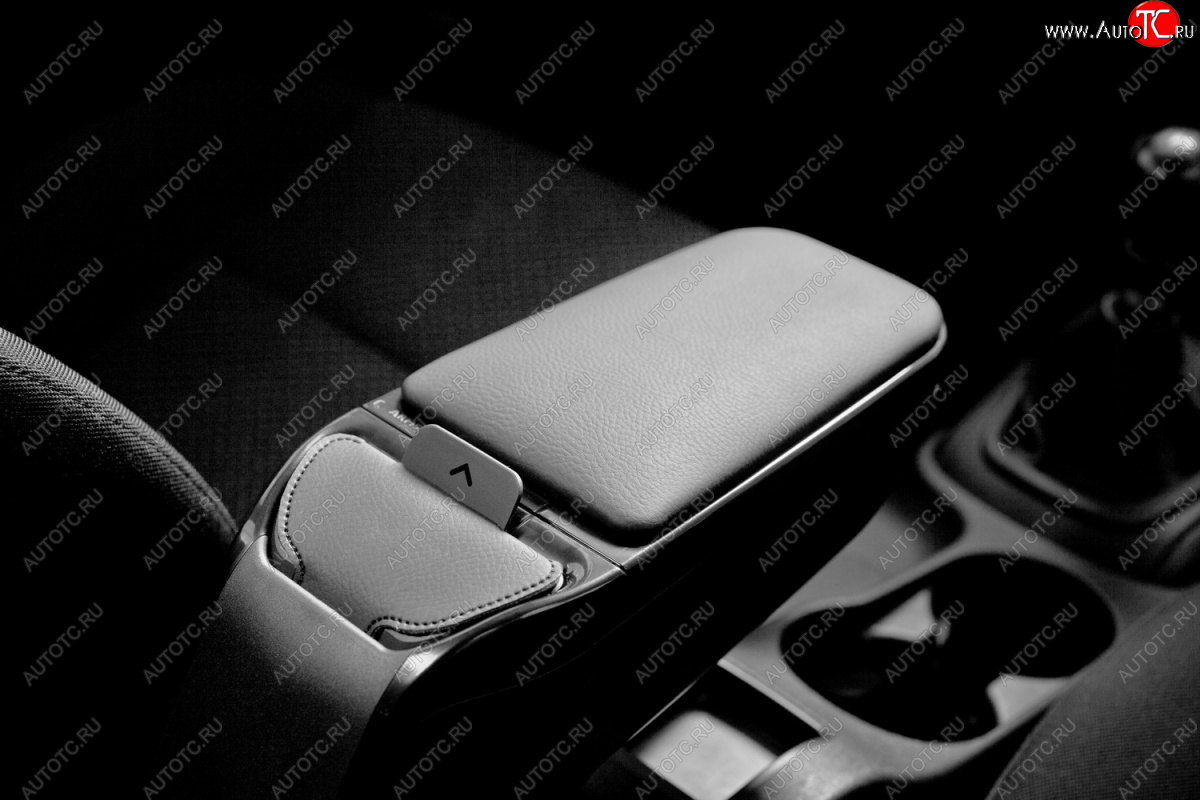 1 939 р. Подлокотник на Armster 2 CITROEN C-elysee дорестайлинг (2012-2017) (черный)  с доставкой в г. Керчь