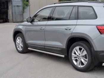 18 799 р. Защита порогов из круглой трубы диаметром 63 мм SLITKOFF v2  Skoda Kodiaq  NU7 (2017-2021) дорестайлинг  с доставкой в г. Керчь. Увеличить фотографию 2