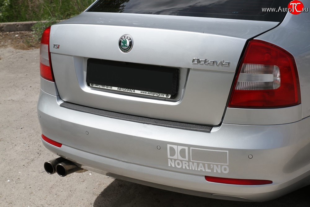 1 489 р. Накладка защитная на задний бампер RA  Skoda Octavia  A5 (2008-2013) лифтбэк рестайлинг, рестайлинг универсал  с доставкой в г. Керчь