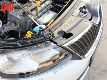 2 969 р. Упор капота MV-Tuning (одинарный)  Skoda Rapid ( NH3,  NH1) (2012-2017) дорестайлинг лифтбэк, хэтчбэк дорестайлинг  с доставкой в г. Керчь. Увеличить фотографию 3