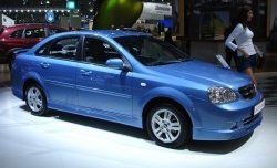5 949 р. Накладка Street Edition на передний бампер Chevrolet Lacetti седан (2002-2013) (Неокрашенная)  с доставкой в г. Керчь. Увеличить фотографию 4