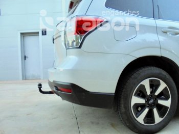 Фаркоп Aragon.(шар V) Subaru Forester SJ дорестайлинг (2012-2016)