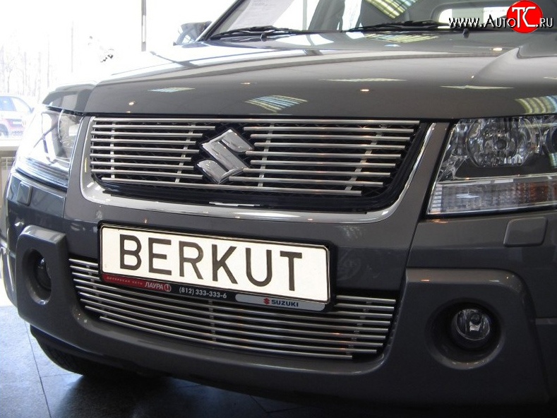 4 389 р. Декоративная вставка решетки радиатора (V2.4/3.2) Berkut Suzuki Grand Vitara JT 5 дверей дорестайлинг (2005-2008)  с доставкой в г. Керчь
