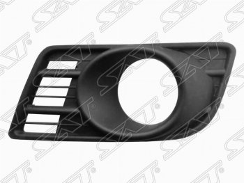Левая рамка противотуманной фары SAT Suzuki Swift  ZC (2003-2008) дорестайлинг, хэтчбэк 5 дв.
