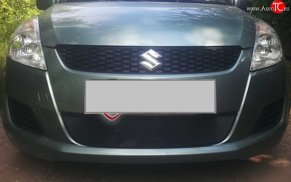 1 469 р. Сетка на бампер Russtal (черная) Suzuki Swift ZC72S дорестайлинг, хэтчбэк 5 дв. (2010-2013)  с доставкой в г. Керчь