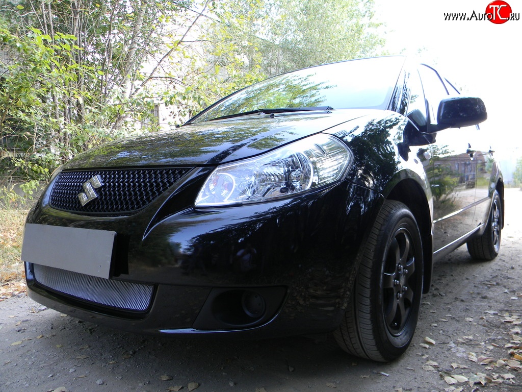 1 539 р. Сетка на бампер Russtal (хром) Suzuki SX4 GYA,GYB  рестайлинг, хэтчбэк (2010-2016)  с доставкой в г. Керчь