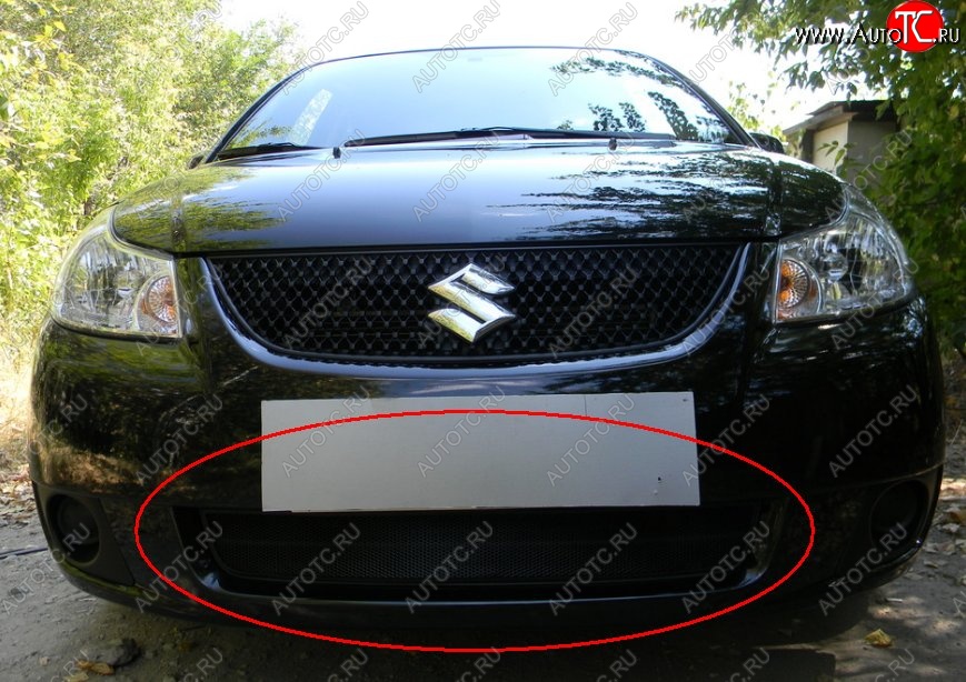 1 469 р. Защитная решётка в воздуховод автомобиля (седан) Russtal (черная) Suzuki SX4 GYA,GYB  рестайлинг, хэтчбэк (2010-2016)  с доставкой в г. Керчь