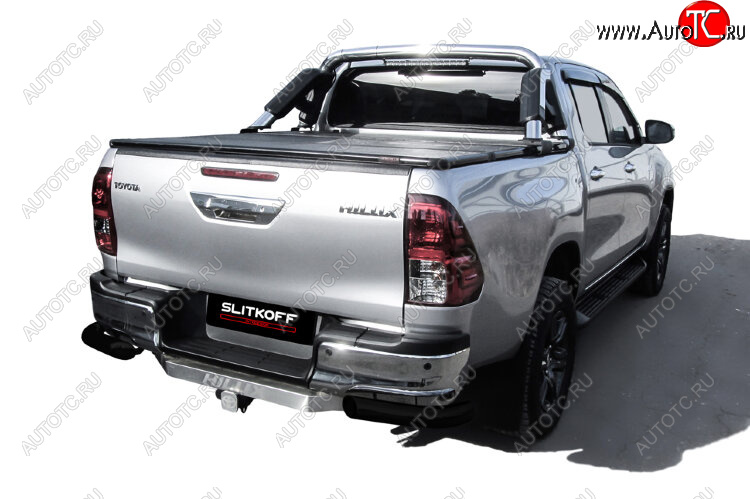 8 999 р. Защита заднего бампера Slitkoff (Ø 76 мм, уголки) Toyota Hilux AN120 1-ый рестайлинг (2017-2020) (Сталь с полимерным покрытием. Цвет: черный)  с доставкой в г. Керчь