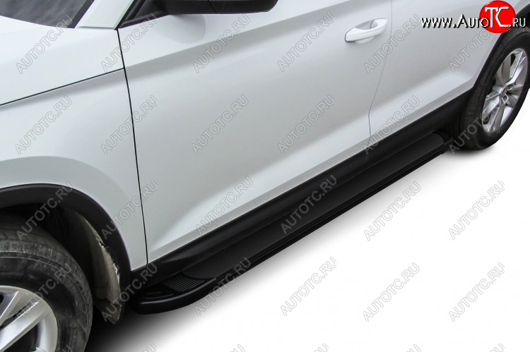 16 999 р. Пороги алюминиевые Slitkoff  Toyota Hilux  AN120 (2017-2020) 1-ый рестайлинг (Optima Black )  с доставкой в г. Керчь