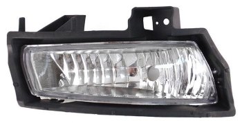 Правая противотуманная фара SAT (c креплением) Toyota Alphard  H10 (2005-2008) рестайлинг