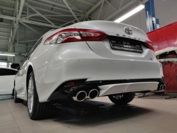 19 499 р. Накладка заднего бампера HEMMES  Toyota Camry  XV70 (2017-2025) дорестайлинг, рестайлинг (неокрашенная)  с доставкой в г. Керчь. Увеличить фотографию 2
