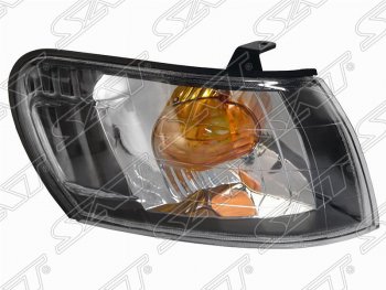 Правый указатель поворота передний (черный хрусталь) (13-51) SAT Toyota Corolla E100 универсал (1991-2002)