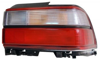 Правый фонарь SAT v2 Toyota Corolla  E100 (1991-2002) седан