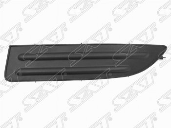Левая заглушка ПТФ в бампер SAT Toyota Corolla Fielder  E120 (2000-2002) универсал дорестайлинг