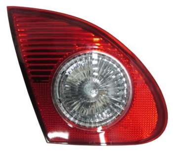 Левый фонарь (внутренний) SAT Toyota Corolla  E120 (2004-2007) седан рестайлинг