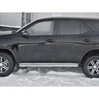 24 649 р. Порожки для ног (труба Ø42) SLITKOFF  Toyota Fortuner  AN160 (2015-2025) дорестайлинг, рестайлинг (лист - алюминий, профиль - нержавейка)  с доставкой в г. Керчь. Увеличить фотографию 2