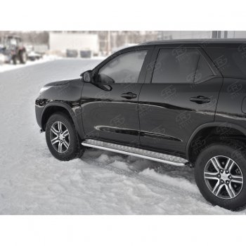 24 649 р. Порожки для ног (труба Ø42) SLITKOFF  Toyota Fortuner  AN160 (2015-2025) дорестайлинг, рестайлинг (лист - алюминий, профиль - нержавейка)  с доставкой в г. Керчь. Увеличить фотографию 3