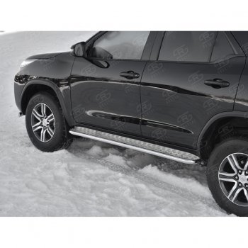 24 649 р. Порожки для ног (труба Ø42) SLITKOFF  Toyota Fortuner  AN160 (2015-2025) дорестайлинг, рестайлинг (лист - алюминий, профиль - нержавейка)  с доставкой в г. Керчь. Увеличить фотографию 4