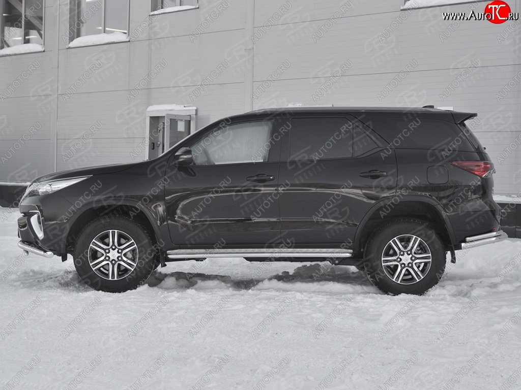 24 649 р. Порожки для ног (труба Ø42) SLITKOFF  Toyota Fortuner  AN160 (2015-2025) дорестайлинг, рестайлинг (лист - алюминий, профиль - нержавейка)  с доставкой в г. Керчь