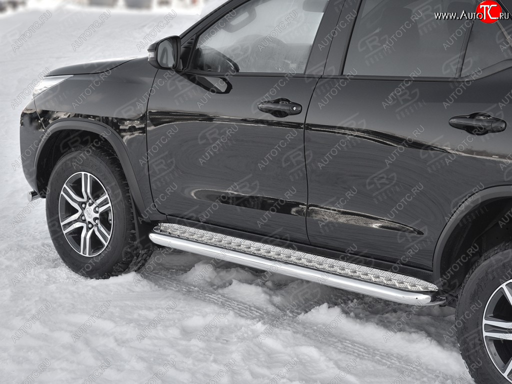32 849 р. Защита порогов (труба d63 мм с листом) SLITKOFF Toyota Fortuner AN160 дорестайлинг (2015-2020) (Лист алюминий/профиль нержавейка)  с доставкой в г. Керчь