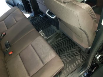 1 999 р. Комплект ковриков в салон Aileron 3D Toyota Fortuner AN160 дорестайлинг (2015-2020)  с доставкой в г. Керчь. Увеличить фотографию 3