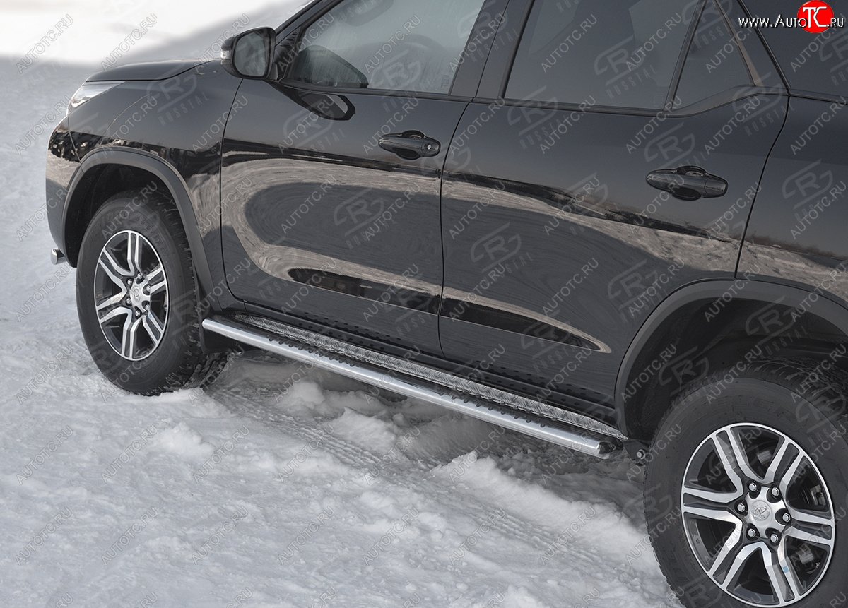 20 799 р. Защита порогов Russtal труба 120х60 овал с проступью Toyota Fortuner AN160 рестайлинг (2020-2025)  с доставкой в г. Керчь