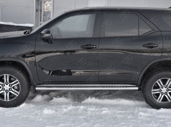 20 799 р. Защита порогов Russtal труба 120х60 овал с проступью Toyota Fortuner AN160 рестайлинг (2020-2025)  с доставкой в г. Керчь. Увеличить фотографию 2