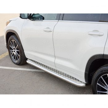 32 849 р. Порожки для ног (Ø63) SLITKOFF  Toyota Highlander  XU50 (2013-2017) дорестайлинг (лист - алюминий, профиль - нержавейка)  с доставкой в г. Керчь. Увеличить фотографию 2