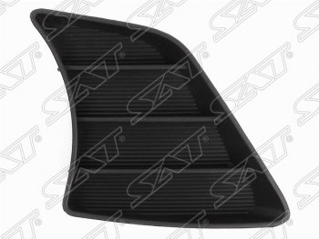 Правая вставка воздухозаборника VIGO SAT Toyota Hilux  AN20,AN30 (2011-2016)  2-ой рестайлинг