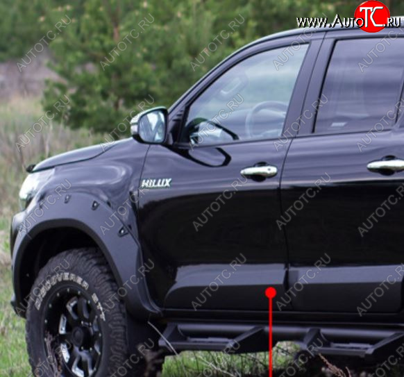 3 499 р. Молдинг двери RA (передний левый)  Toyota Hilux  AN120 (2016-2020) дорестайлинг (Поверхность шагрень)  с доставкой в г. Керчь