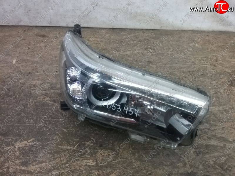 9 699 р. Правая фара SAT (диодная)  Toyota Hilux  AN120 (2016-2020) дорестайлинг  с доставкой в г. Керчь