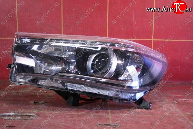 9 699 р. Левая фара SAT (с электрокорректором, диодная)  Toyota Hilux Revo (2015-2018) Double Cab дорестайлинг  с доставкой в г. Керчь