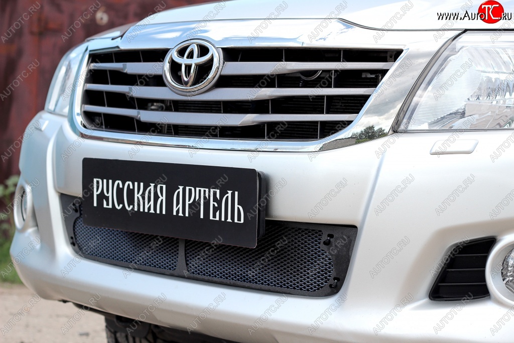 2 069 р. Защитная сетка решетки переднего бампера (рестайлинг) РА Toyota Hilux AN20,AN30  2-ой рестайлинг (2011-2016)  с доставкой в г. Керчь